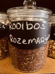Rooibos rozemarijn thee per ons